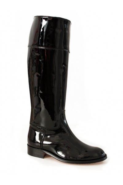 shiny black patent leather boots 