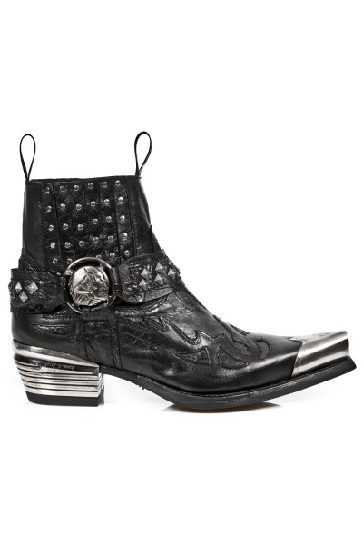 metal heeled cowboy boots